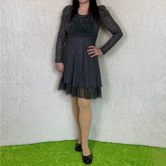 Ryu Dresses & Skirts - Ryu Anthro grey bead and ruffle puffed sleeve sweater dress, small
